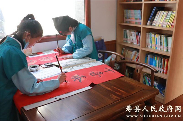 1612233121120136.jpg rB40tmAXqLmAWyXpAAD114TGsRo825.jpg