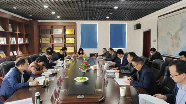 淮南市經(jīng)信局召開(kāi)安徽省第八屆工業(yè)設計大賽“東辰泰隆杯”專(zhuān)項賽座談會(huì )