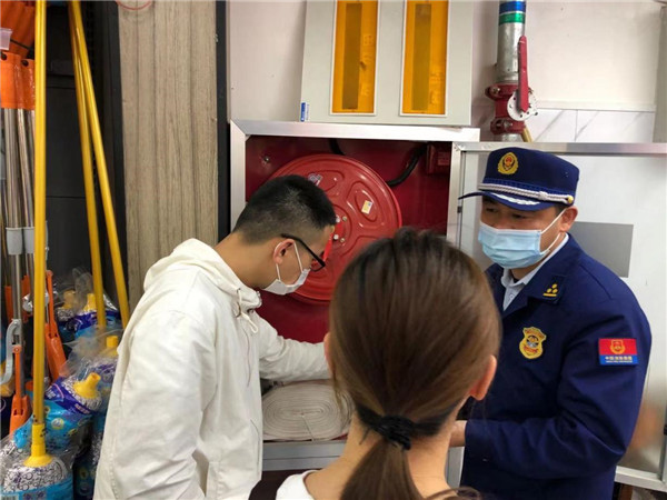 淮南市高新區開(kāi)展商貿領(lǐng)域安全生產(chǎn)大檢查大起底大整治行動(dòng)