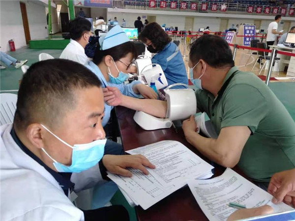 淮南潘集區  推進(jìn)全民接種  構筑安全屏障