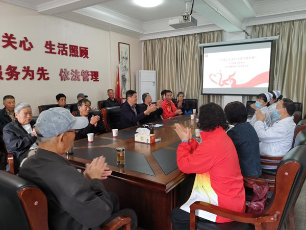 淮南市助力健康 情暖老兵 市軍休所聯(lián)合市第三人民醫院開(kāi)展老年慢病健康知識講座活動(dòng)