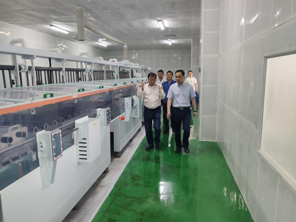 淮南大通區委常委、常務(wù)副區長(cháng)邵朝輝赴工業(yè)園區和上窯集聚區走訪(fǎng)調研企業(yè)