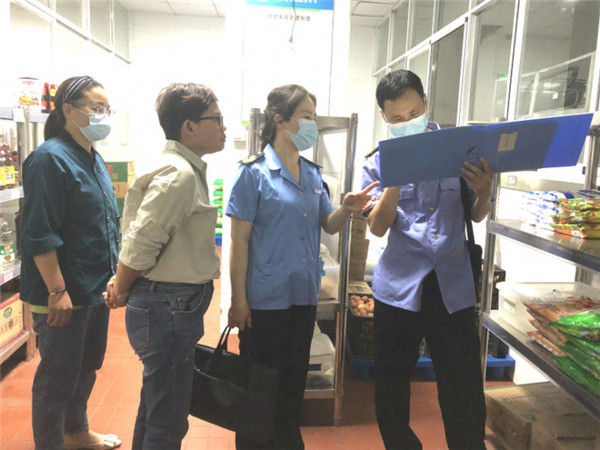 強化校園食品安全監管 為淮南高考學(xué)子保駕護航