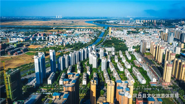 【圖說(shuō)淮南】——航拍鳳臺，如畫(huà)美景迎面而來(lái)