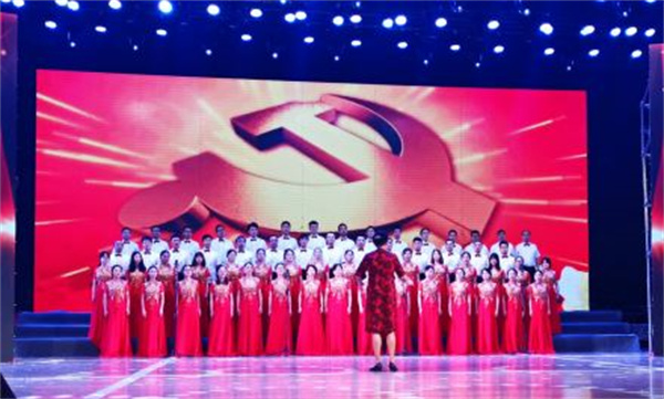 淮南市人社局參加市直機關(guān)“永遠跟黨走”歌詠活動(dòng)獲得最佳風(fēng)采獎