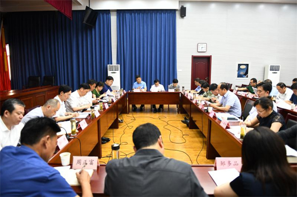 淮南謝家集區召開(kāi)2021年第10次區委理論學(xué)習中心組（擴大）學(xué)習暨“高質(zhì)量發(fā)展，我們怎么干”大討論活動(dòng)座談會(huì )