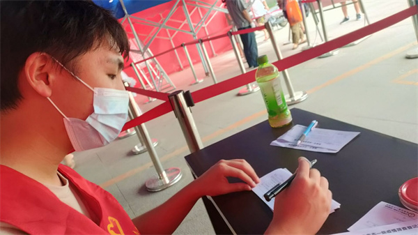 淮南：抗擊疫情，共筑醫學(xué)夢(mèng)