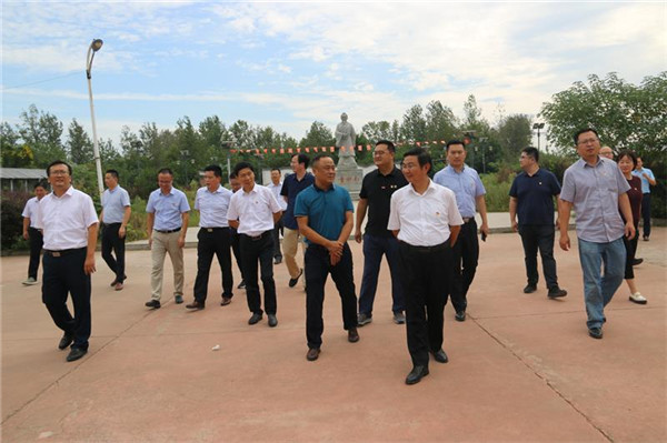 淮南市委辦公室赴壽縣開(kāi)展幫扶走訪(fǎng)暨文明實(shí)踐主題黨日活動(dòng)