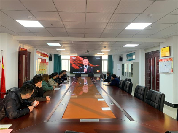淮南市經(jīng)開(kāi)區分局組織集體觀(guān)看《榜樣6》