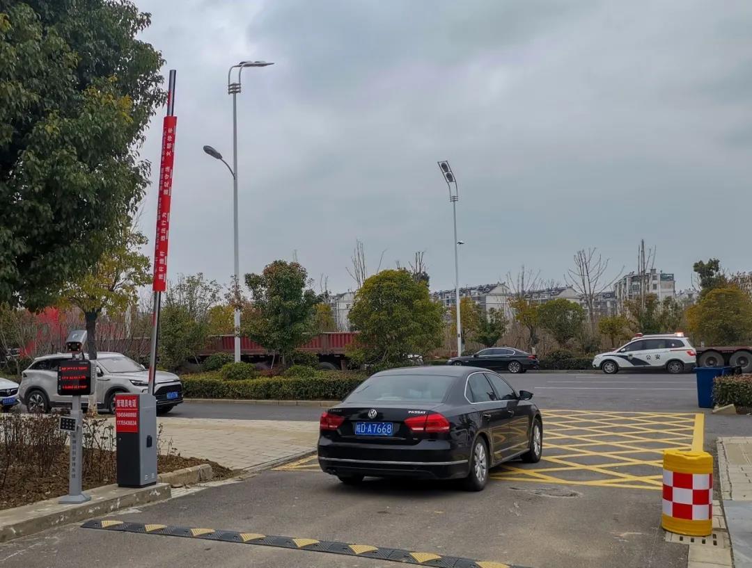 淮南壽縣旅游集散中心免費停車(chē)場(chǎng)，春節期間有效緩解進(jìn)城難