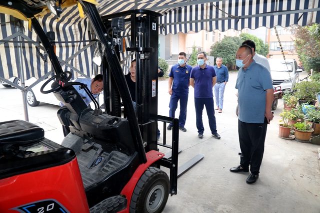 淮南市大通區委常委、常務(wù)副區長(cháng)邵朝輝率隊開(kāi)展安全生產(chǎn)、消防安全工作檢查