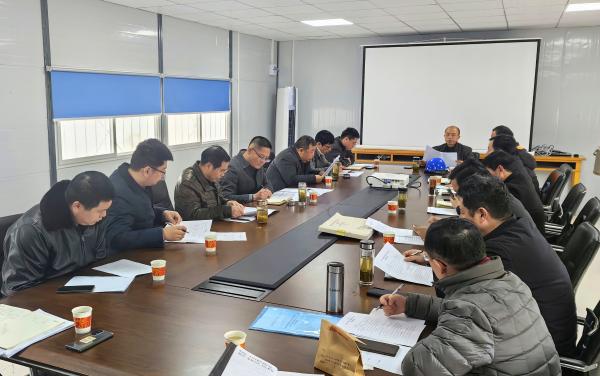 市重點(diǎn)中心協(xié)調推進(jìn)加快鐵路下穿橋項目建設