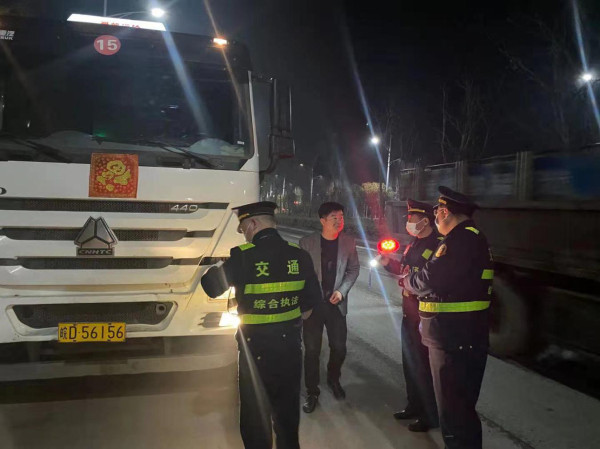 淮南：出重拳 求實(shí)效 淮南交通執法支隊扎實(shí)開(kāi)展“春雷行動(dòng)”
