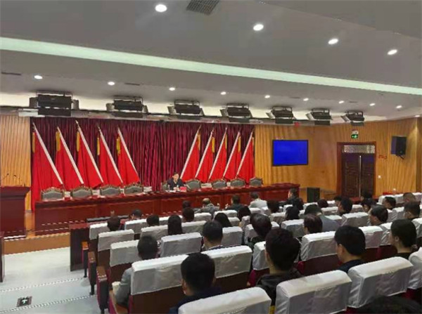 淮南：走進(jìn)淮南師院 ---------市經(jīng)信局組織黨員干部開(kāi)展黨史教育活動(dòng)